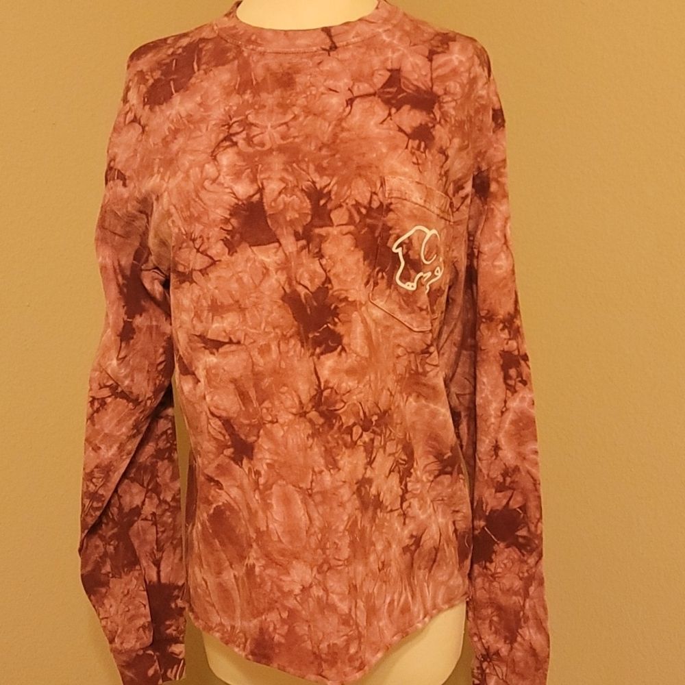 Ivory Ella Maroon tie dye   long sleeve pullover‎ size medium